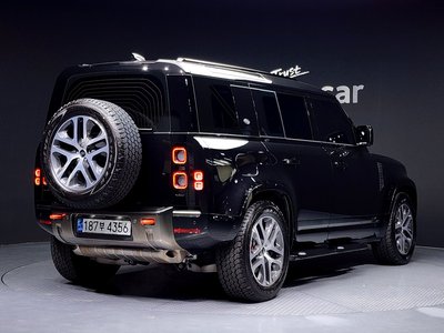LAND ROVER DEFENDER - 3
