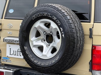 صورة مصغرة 33 لـ 2015 Toyota LAND CRUISER 70