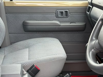 صورة مصغرة 70 لـ 2015 Toyota LAND CRUISER 70