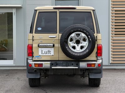 صورة مصغرة 28 لـ 2015 Toyota LAND CRUISER 70