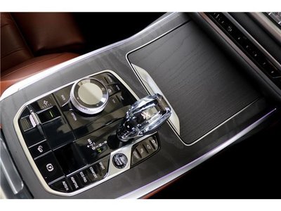 2019 BMW X7 — миниатюра 32