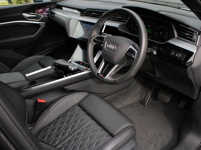 صورة 8 لـ 2023 AUDI E-TRON S SPORTBACK
