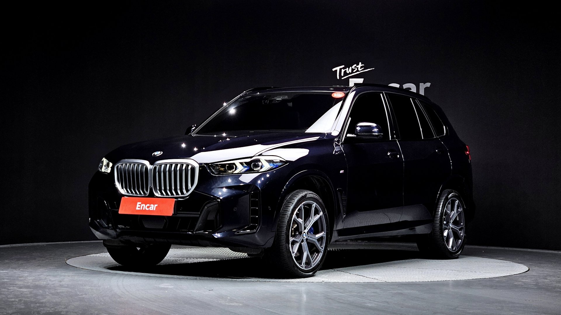 BMW X5 - View 1