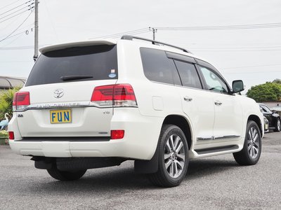 TOYOTA LAND CRUISER - 5