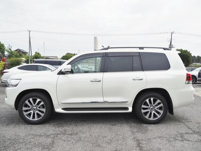 TOYOTA LAND CRUISER - 8