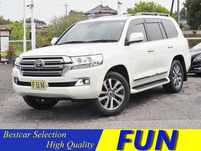 TOYOTA LAND CRUISER - 1