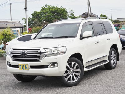 TOYOTA LAND CRUISER - 4