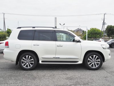 TOYOTA LAND CRUISER - 9