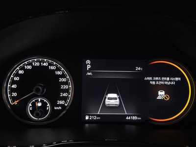2022 Genesis GV70 — миниатюра 11