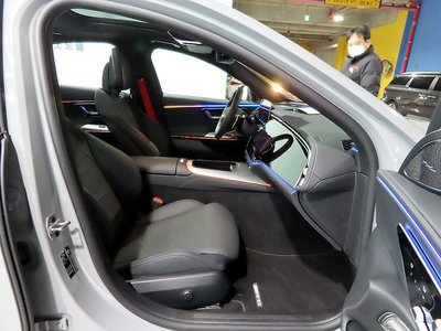 MERCEDES-BENZ E-CLASS - 5