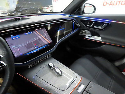 MERCEDES-BENZ E-CLASS - 10