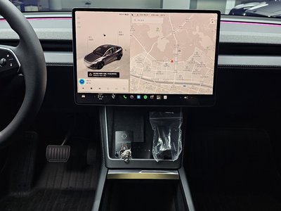 2025 Tesla MODEL Y — миниатюра 19