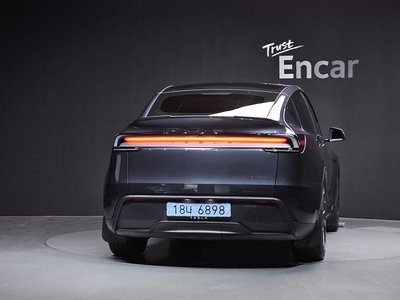 2025 Tesla MODEL Y — фото 4