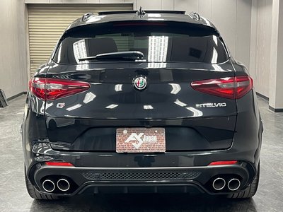 ALFA ROMEO STELVIO - 8