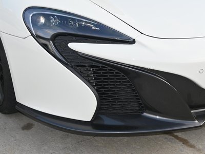 MCLAREN 650S - 9