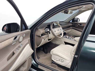 صورة 10 لـ 2023 Genesis GV80