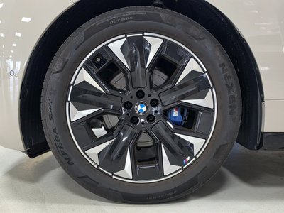 2025 BMW IX 照片 6