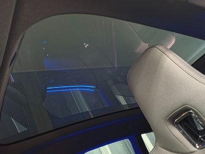 2025 BMW IX — миниатюра 20