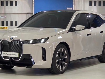 2025 BMW IX 照片 1