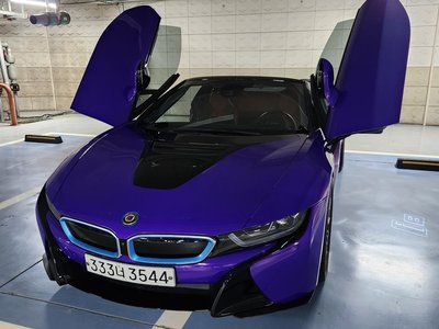 BMW I8 - 1