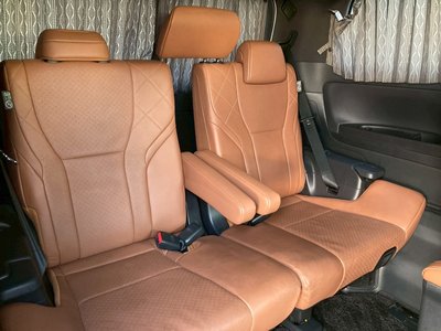 TOYOTA VELLFIRE - 10