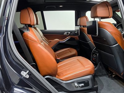 صورة مصغرة 30 لـ 2021 BMW X7