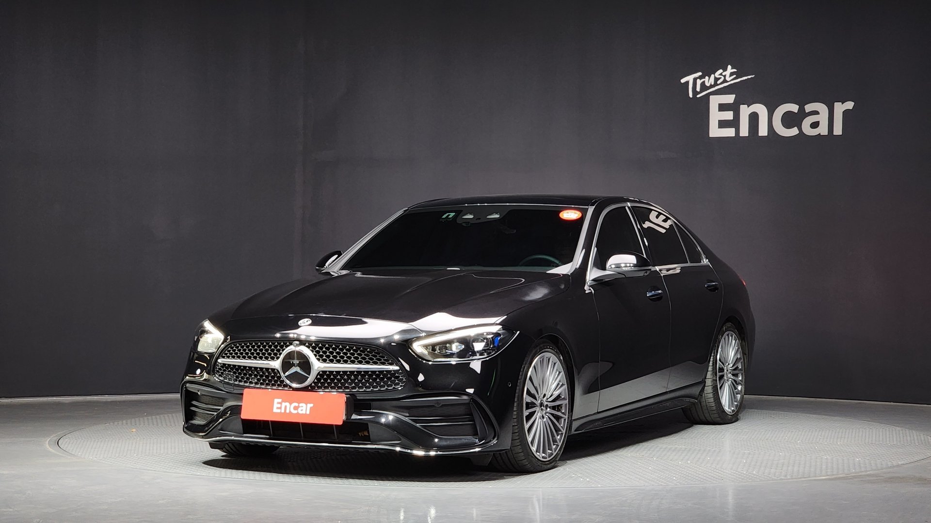 MERCEDES-BENZ C-CLASS - View 1