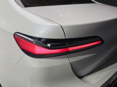 2022 BMW 7 SERIES — фото 10