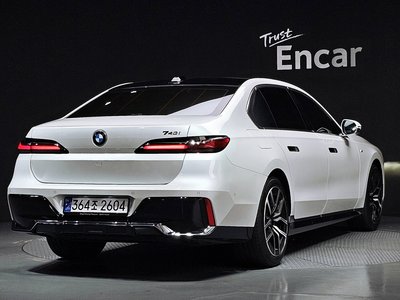 2022 BMW 7 SERIES — фото 3