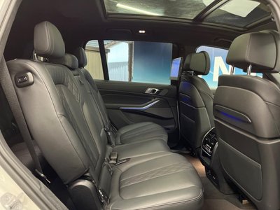 BMW X7 - 10