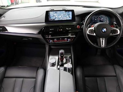 2018 BMW M5 照片 2