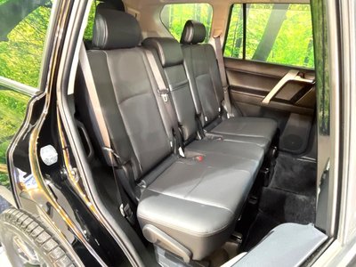 TOYOTA LAND CRUISER PRADO - 10