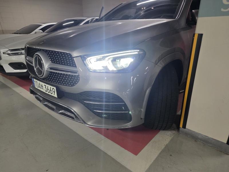 MERCEDES-BENZ GLE - View 1