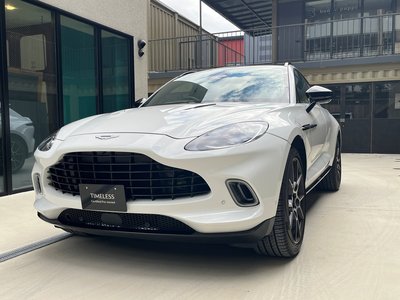 ASTON MARTIN DBX - 2
