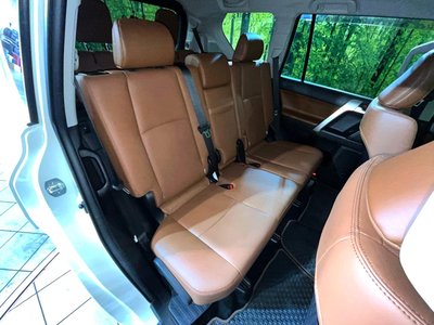 TOYOTA LAND CRUISER PRADO - 9