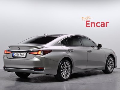 LEXUS ES - 4