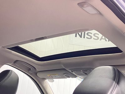 2025 Nissan SKYLINE 照片 10