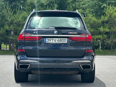 2021 BMW X7 — фото 3