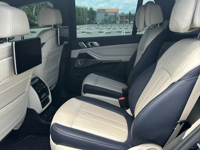 2021 BMW X7 thumbnail 13