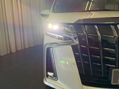 TOYOTA ALPHARD - 8