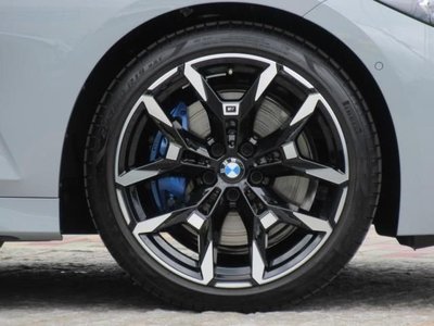 2025 BMW 3 SERIES photo 5