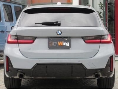 2025 BMW 3 SERIES photo 7