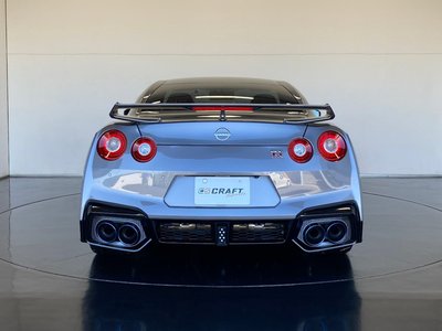 NISSAN GT-R - 4