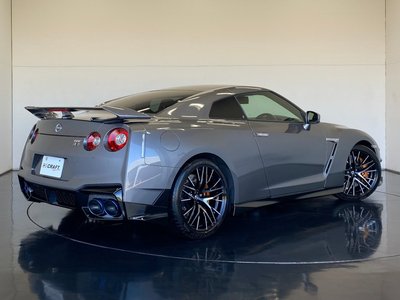 NISSAN GT-R - 2