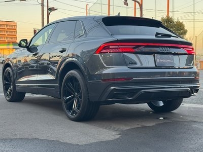 AUDI Q8 - 8