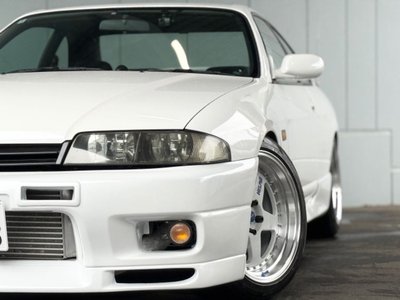 NISSAN SKYLINE COUPE - 8