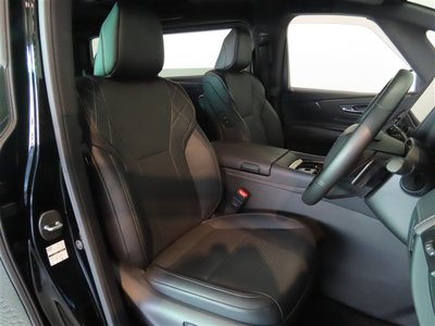 صورة 10 لـ 2023 Toyota VELLFIRE