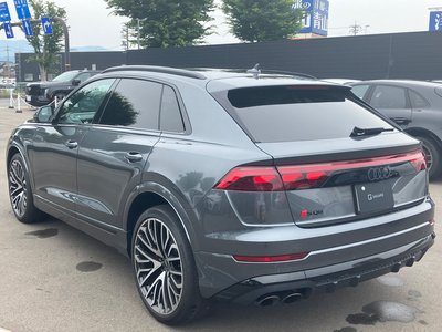 صورة 2 لـ 2024 AUDI SQ8