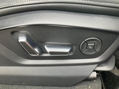 2024 AUDI SQ8 — миниатюра 16