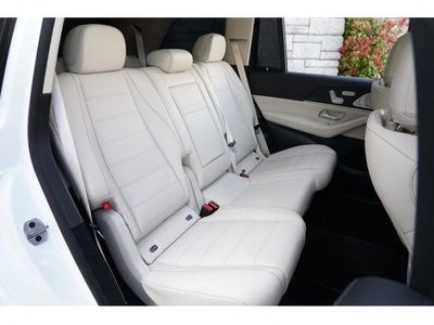 MERCEDES-BENZ GLS - 9